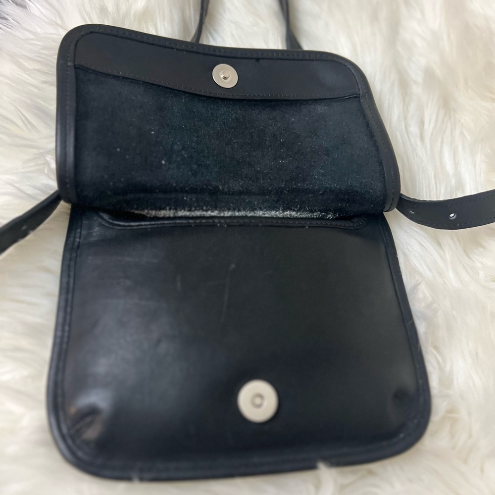 Vintage Coach #9142 Classic Black Leather Shoulder Bag - Picture 7 of 10